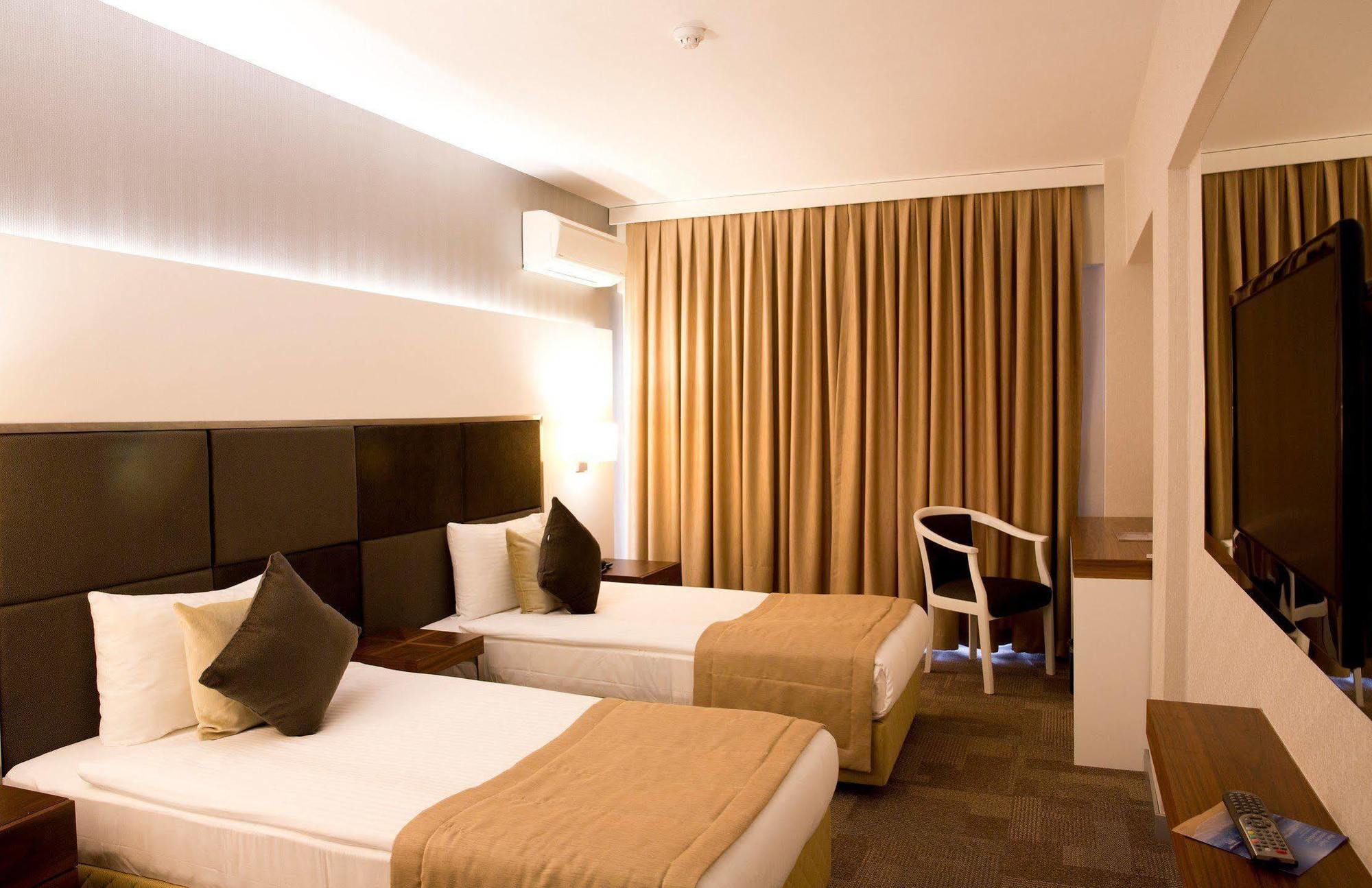 Kalinda Inn Hotel Ilica Cesme Exterior photo